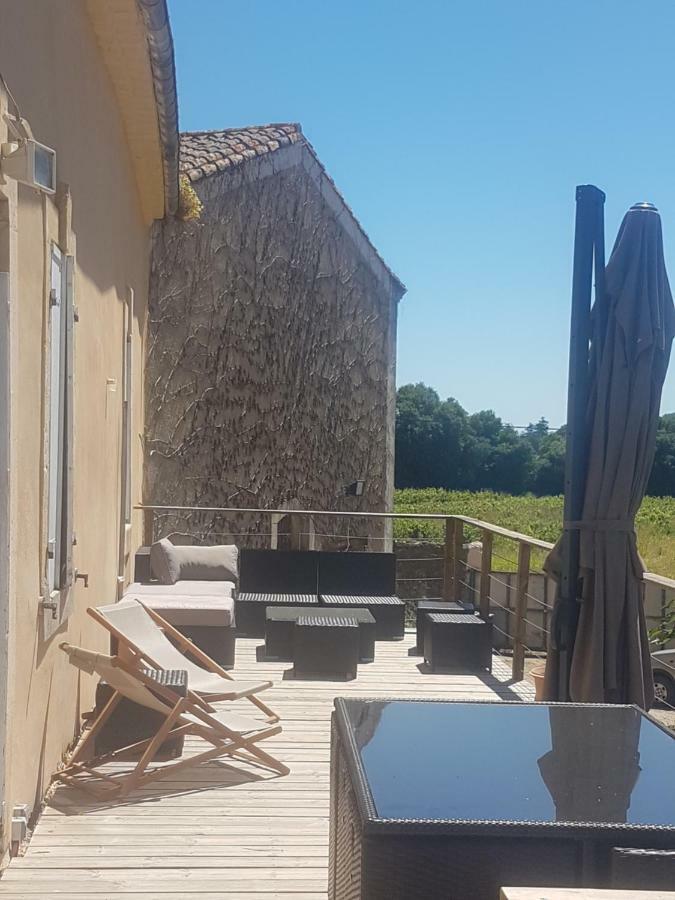 Gite De Mougeres Caux Esterno foto